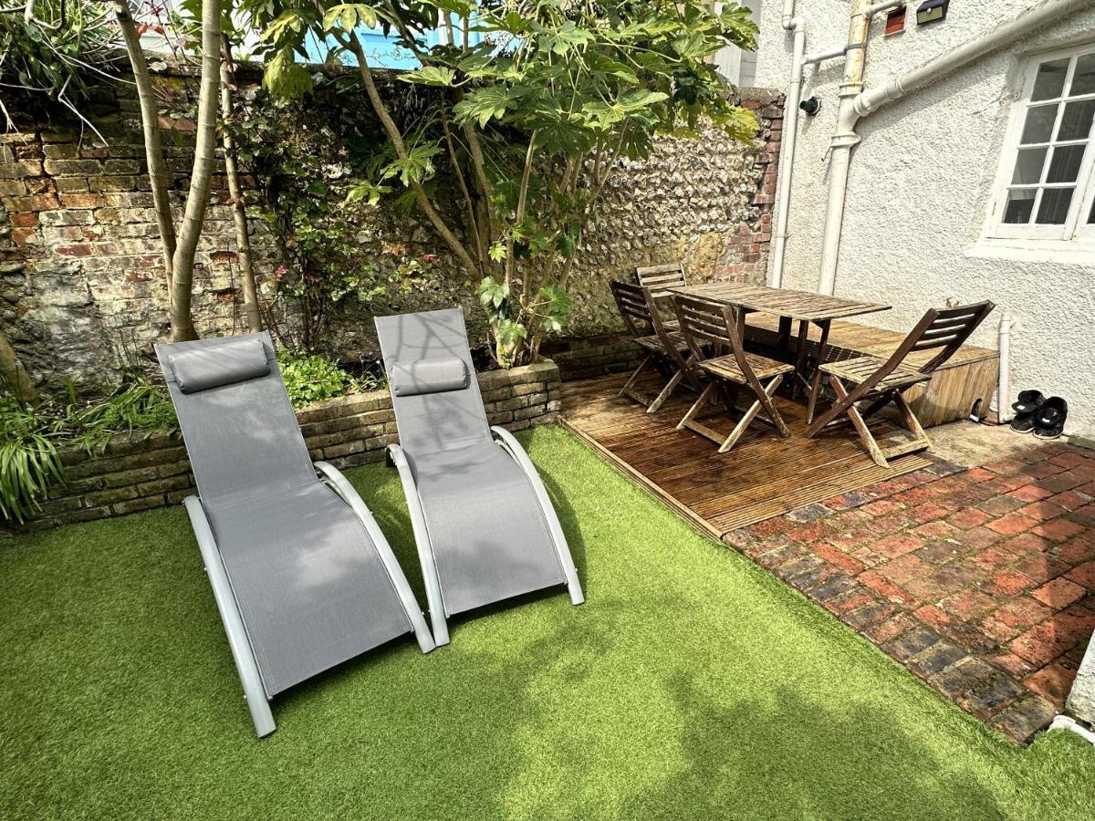 Amazing Apartment, Private Garden, Off Street Parking Hove Buitenkant foto